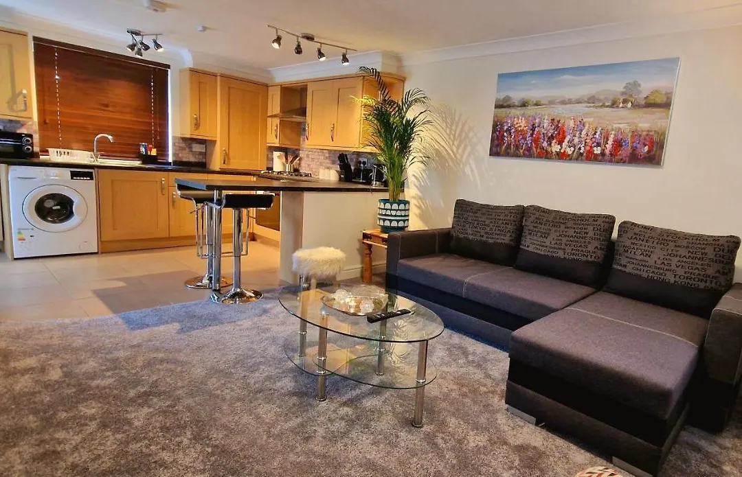 Heart Of Alba - Lovely 1 Bed Flat Apartment *