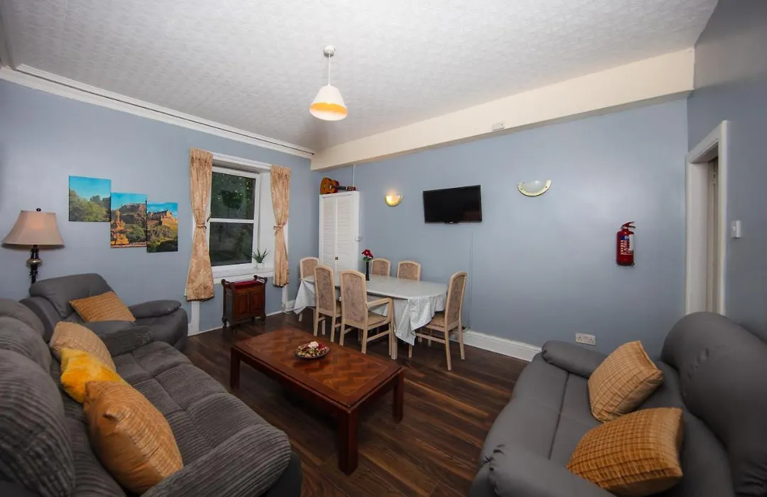 Super 4bedroom At The Meadows * Эдинбург