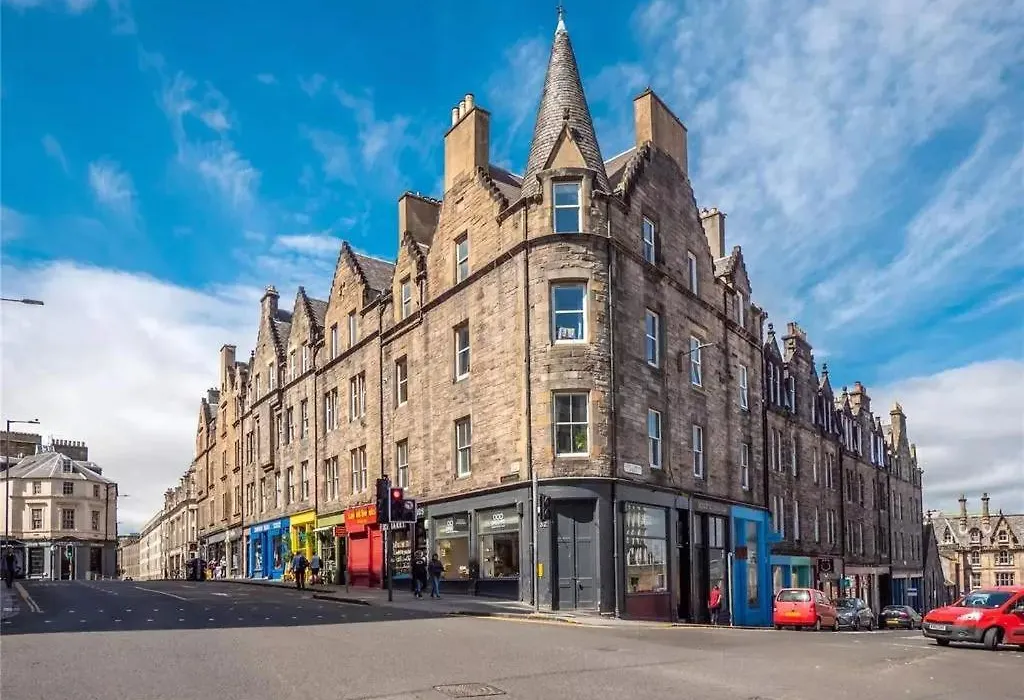 Spacious Boutique Two-bedroom Next To The Castle * Édimbourg
