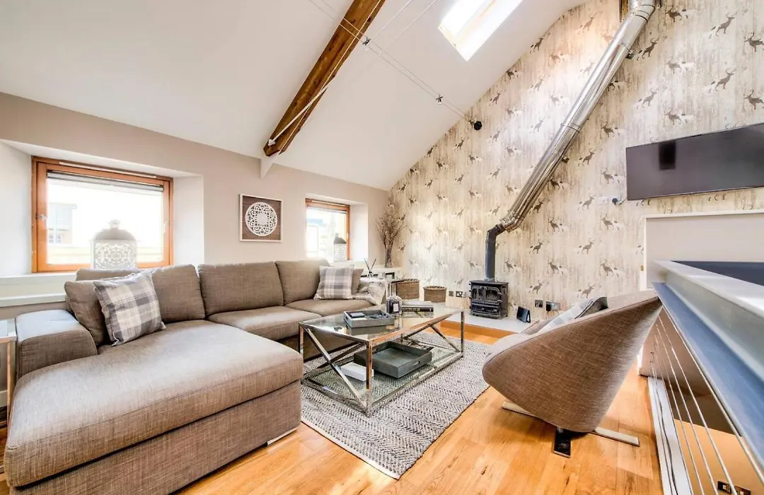 Holiday home Altido Stunning And Modern 3bedroom Mews House With Parking *