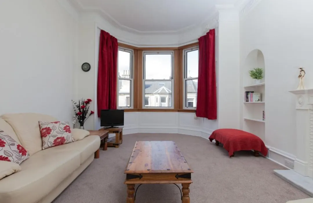 Appartamento Spacious And Bright Polworth Flat