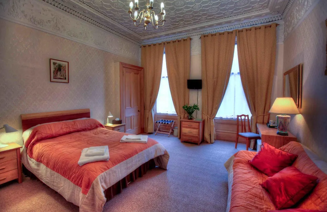 Mingalar 3* Эдинбург