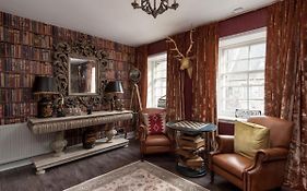 Canongate Luxury Homestay Edinburgh Exterior photo