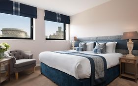 Princes Street Suites Edinburgh Exterior photo